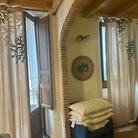 Dimora Di Teocle Giardini Naxos